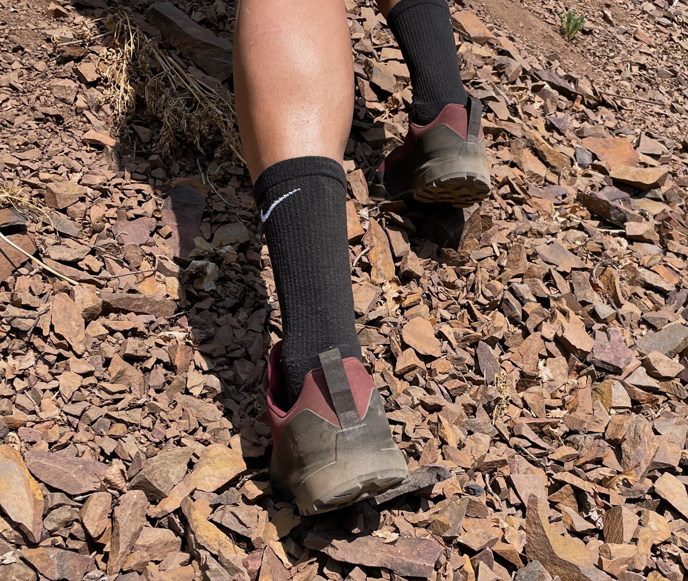 Hiking through scree with the Arc'teryx Konseal shoe.