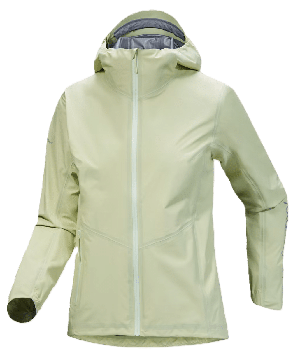 The women's arc'teryx Norvan GORE-TEX trail running jacket in Dk Shincha Green.
