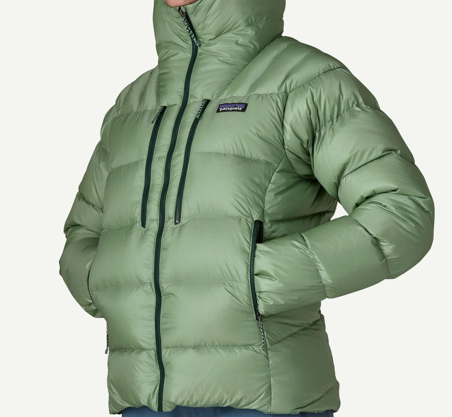 The women's Patagonia Fitz Roy Hoody in green.