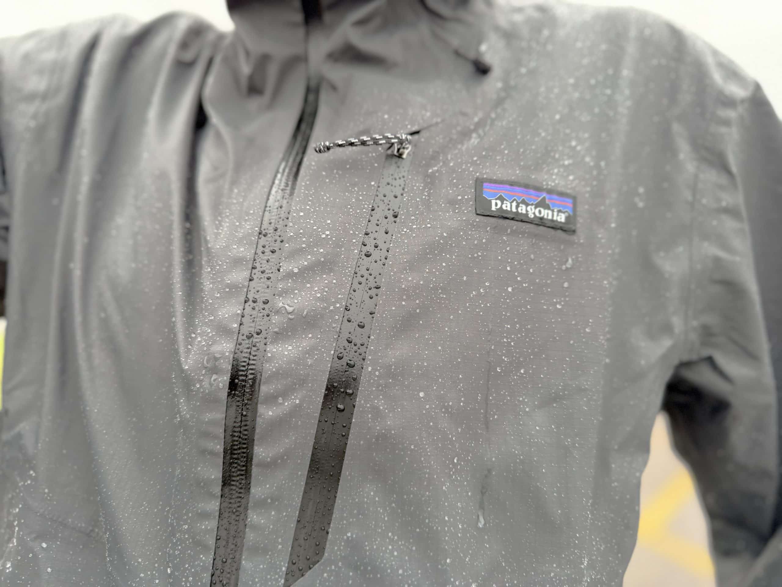 Closeup image on the fabric on the Patagonia Granite Crest rain jacket with water beading.